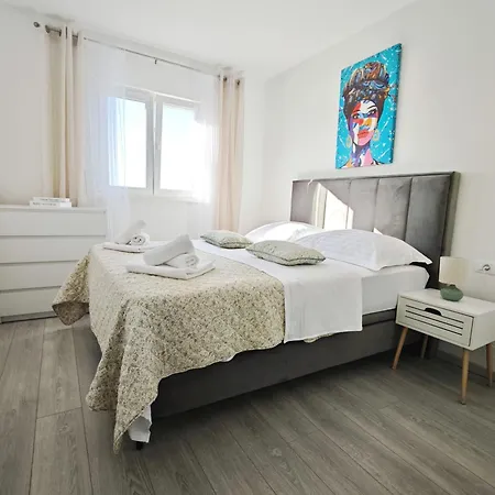 Riviera ماكارسكا